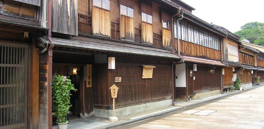 higashiyama02.jpg